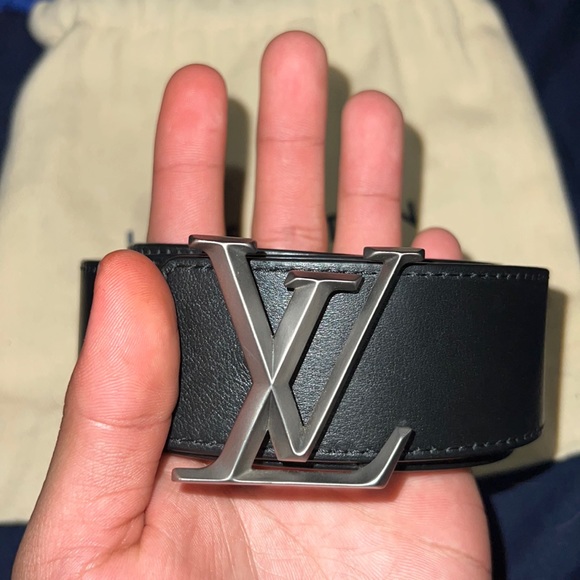 limited edition Louis Vuitton LV initials reversible belt - Picture 3 of 5